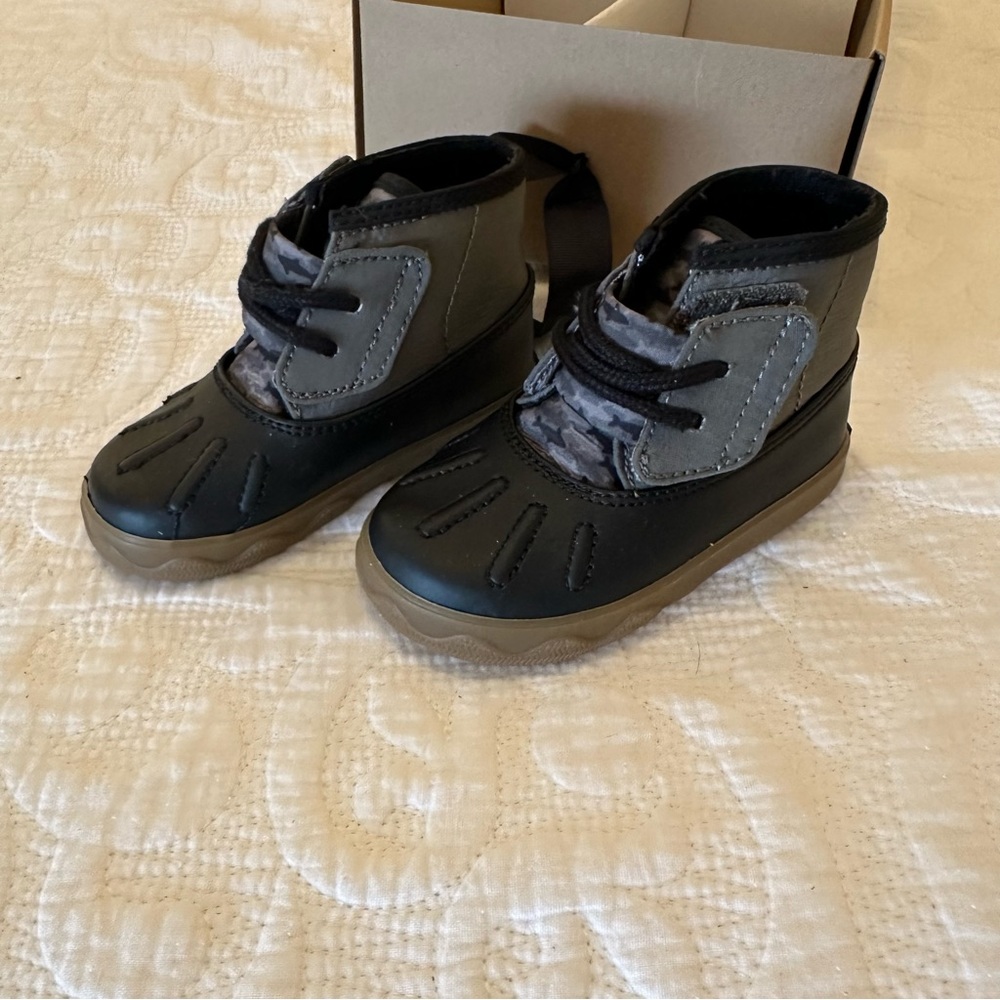 NWT Sperry Ice Storm Baby Snow Rain Boots